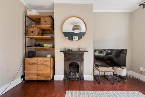 Northcote Road E17