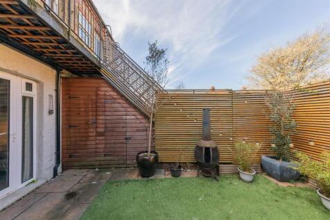 Northcote Road E17