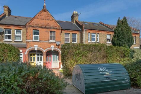 Northcote Road E17