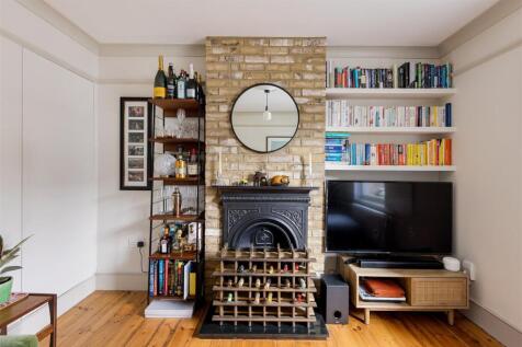 Byron Road E17