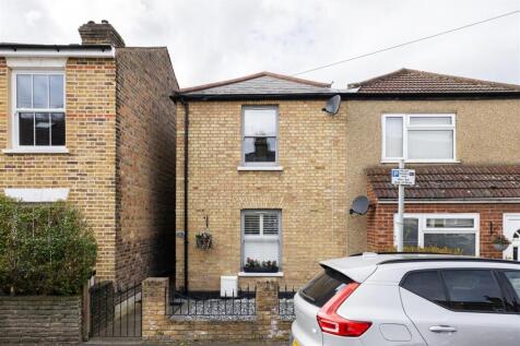 Byron Road E17