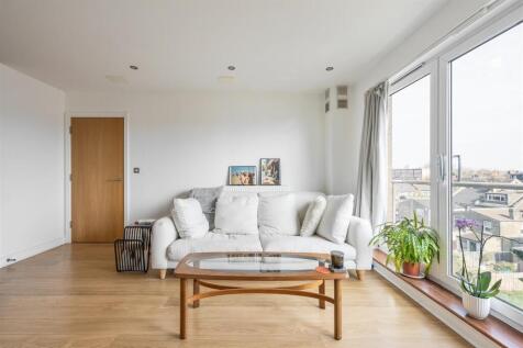 Living-Area-2.jpg