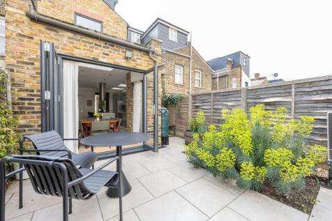 Canning Road, E17