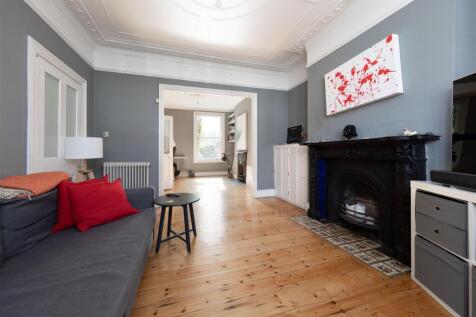 Elmsdale Road E17