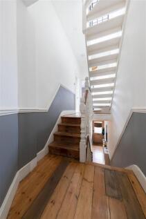 Elmsdale Road E17