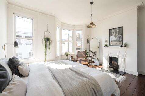Blenheim Road, E17