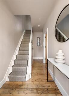 Cambrian Road, E10