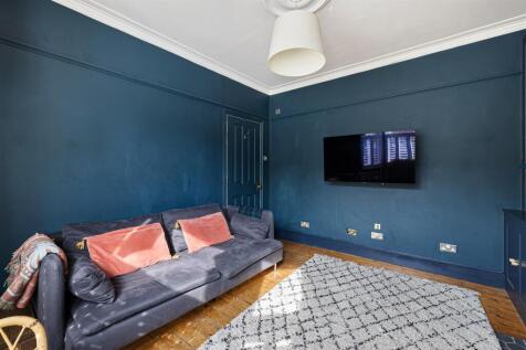 Gosport Road , E17