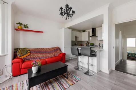Lily Road, E17