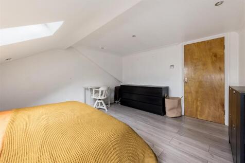 Lily Road, E17