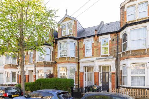 Cleveland Park Avenue, E17