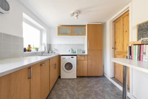 Clacton Road, E17