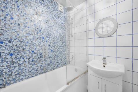 Green Pond Close E17