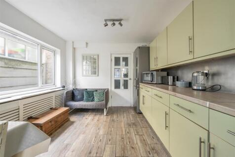 Albert Road E17