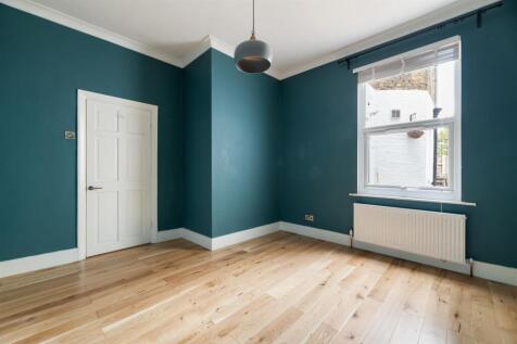 Francis Road, E10