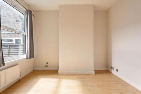 Bedroom-2.jpg