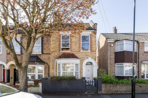 Carlton Road E17