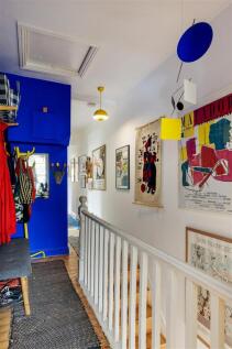 Clementina Road, E18