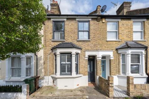 Bromley Road E17