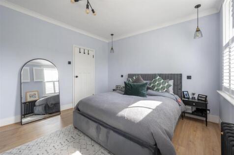 Bromley Road E17