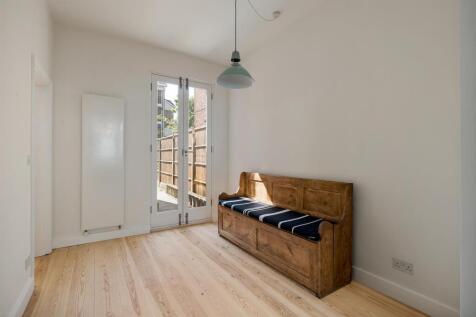 Waverley Road E17