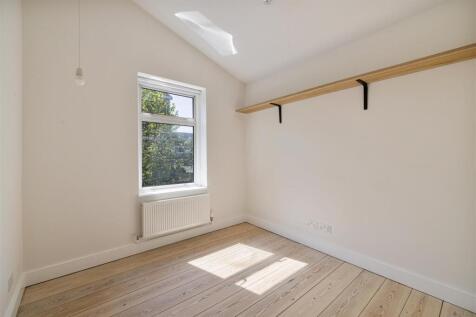 Waverley Road E17