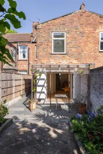 Waverley Road E17