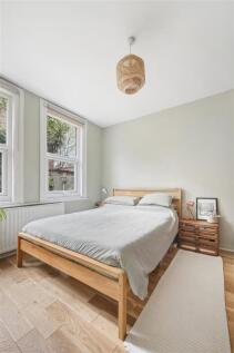 Lea Bridge Road E10