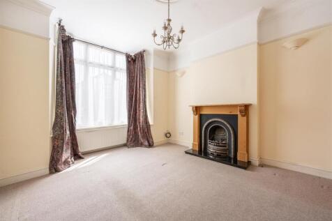 Northcote Road E17