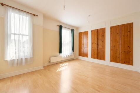 Northcote Road E17