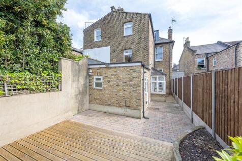 Northcote Road E17