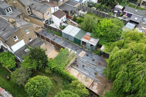 Northcote Road E17