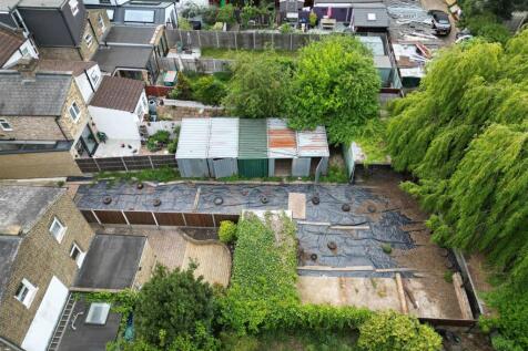 Northcote Road E17