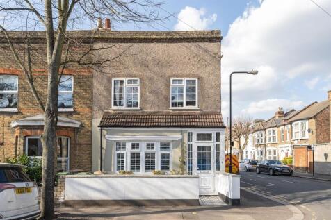 Victoria Road, E17