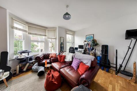 Leasowes Road E10