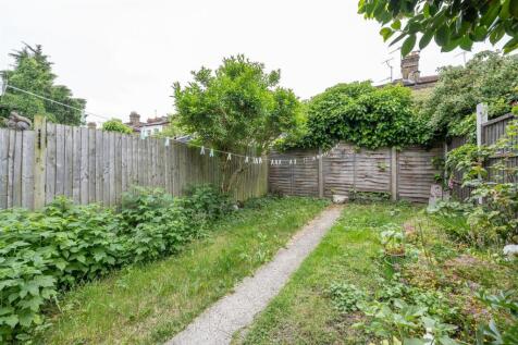 Seymour Road, E10