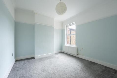 Seymour Road, E10