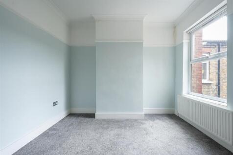 Seymour Road, E10