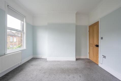 Seymour Road, E10