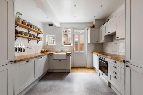 Brettenham Road, E17