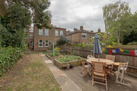 Brettenham Road, E17