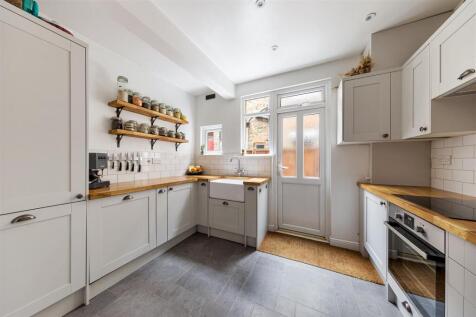Brettenham Road, E17