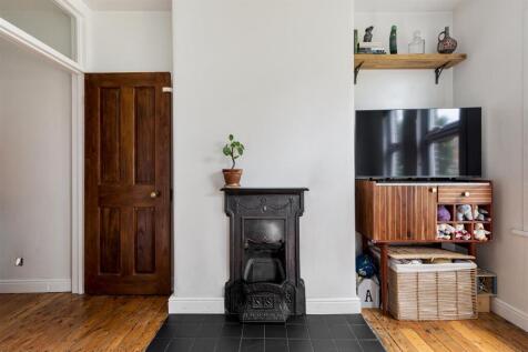 Brettenham Road, E17