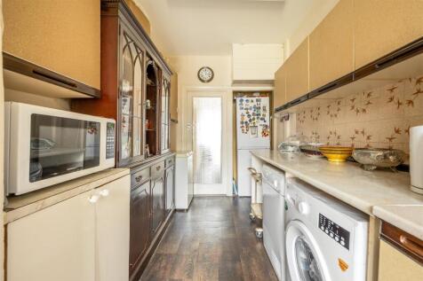 Woodend Road  E17