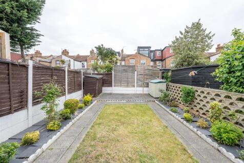 Woodend Road  E17