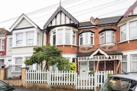 Colchester Road, E10