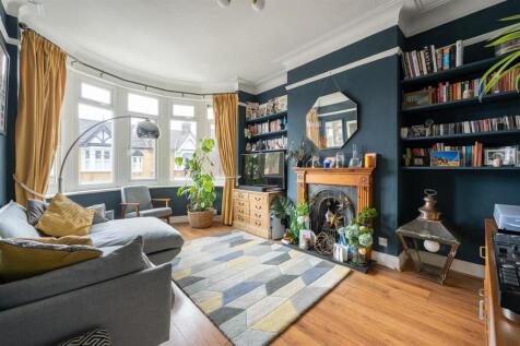 Colchester Road, E10