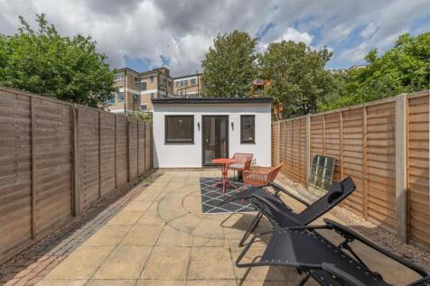 Blenheim Road E17