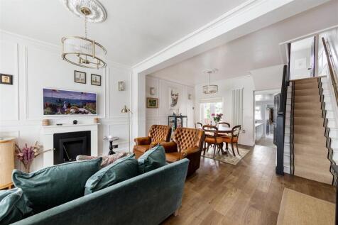 Blenheim Road E17