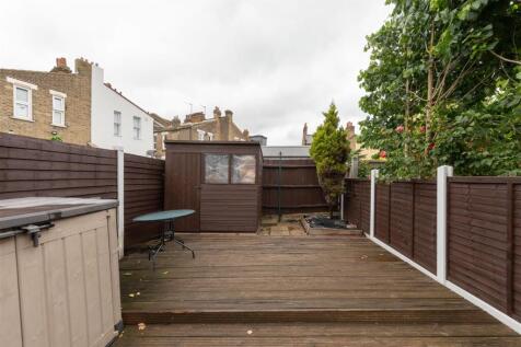 Turner Road, E17